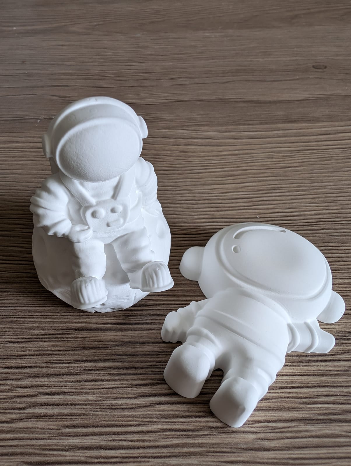 Paint Your Own Plaster Astronaut Duo Set