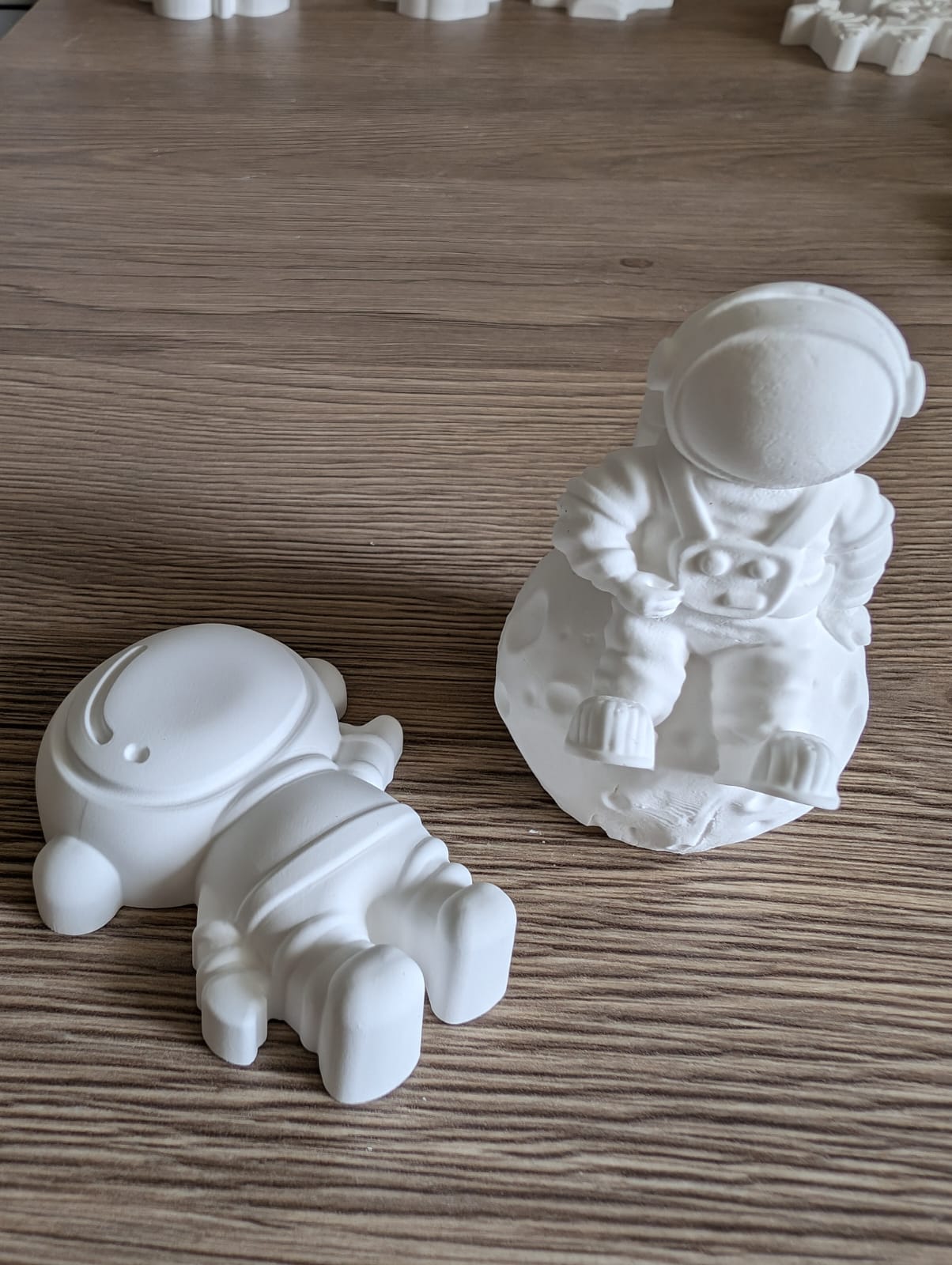 Paint Your Own Plaster Astronaut Duo Set